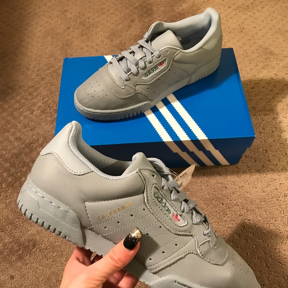 Yeezy Powerphase Grey 6 - Picture 2 of 6